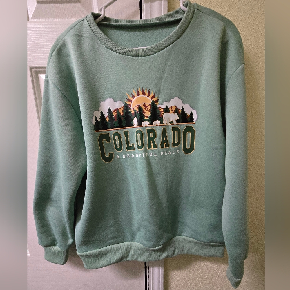 Women's Medium Sweater